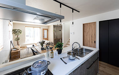 SOU HOUSEの見学かいの様子